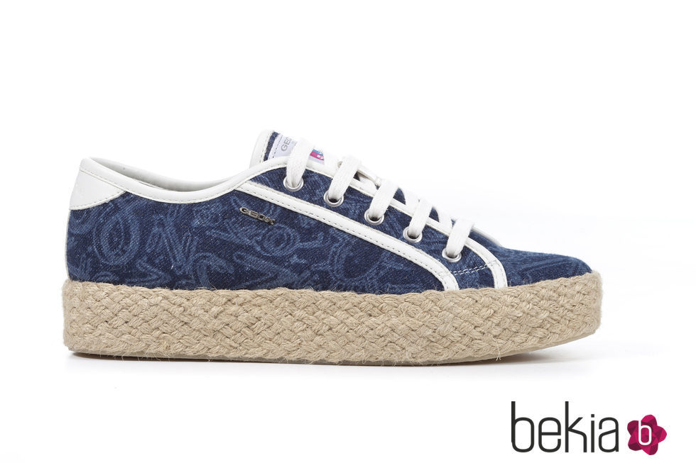 zapatos de tela denim de la colección Geox for Valemour 2016.