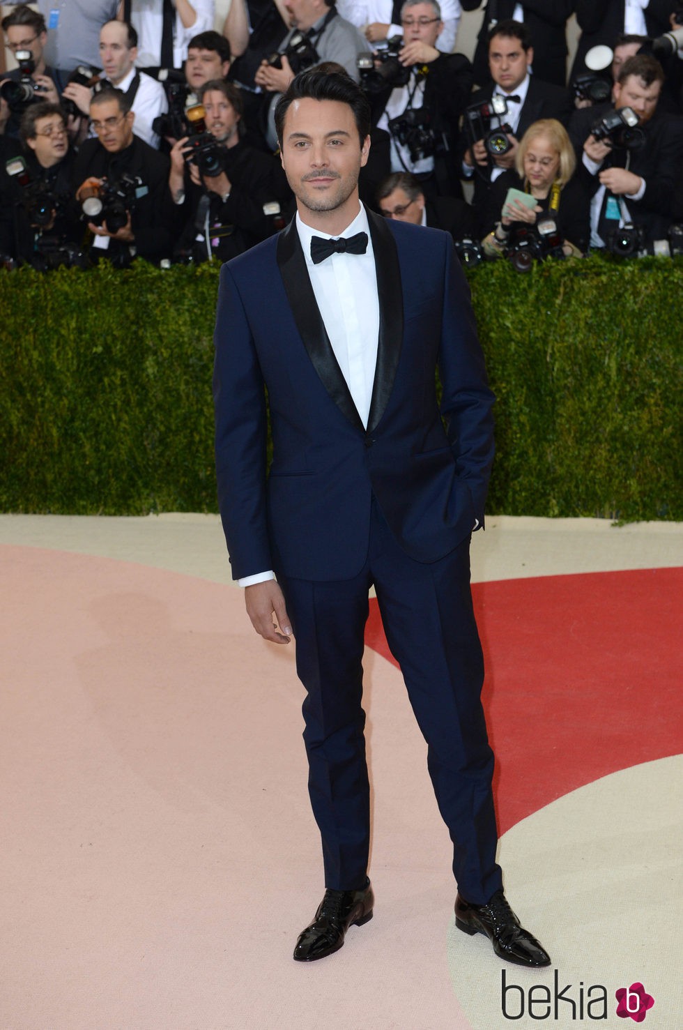 Jack Huston en la alfombra roja de la Gala Met 2016