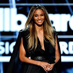 Ciara y los 7 looks en los Billboard 2016