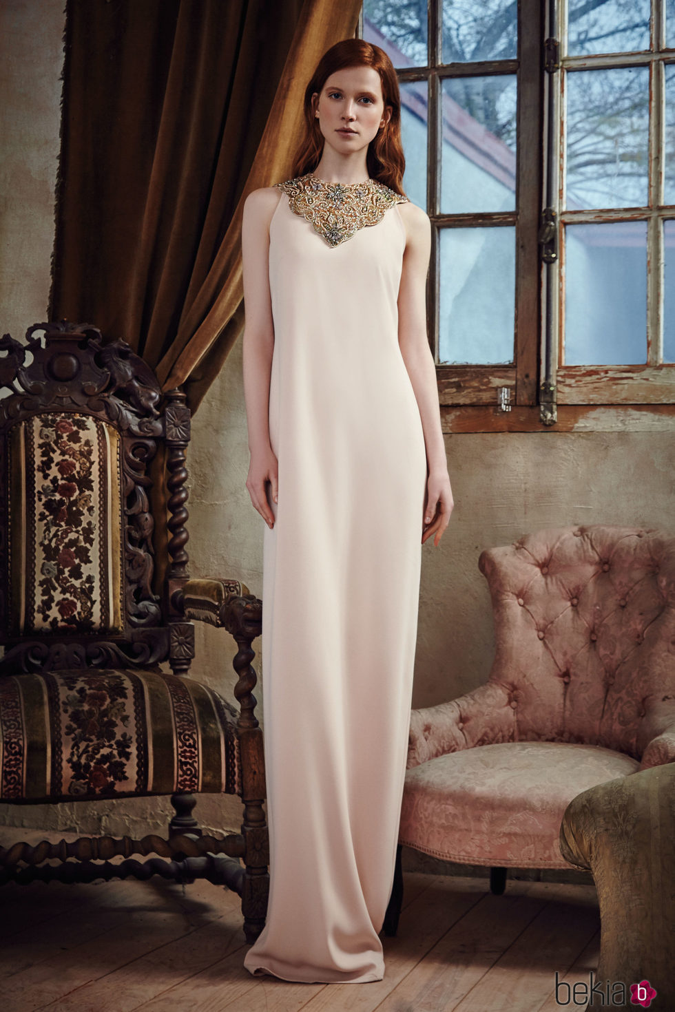 Vestido largo en tono nude de la nueva colección otoño-invierno 2016/2017 de Dolores Promesas Heaven