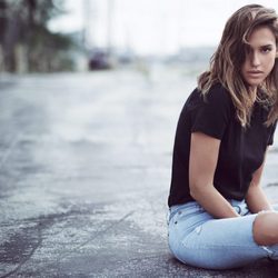 Jessica Alba con su colección de jeans para la firma DL1961