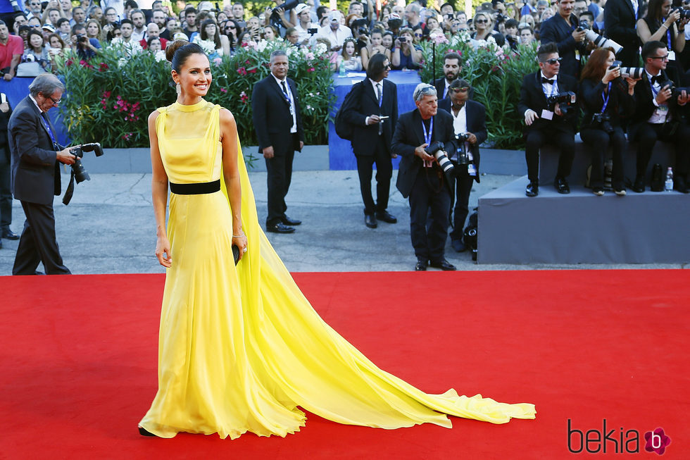 Anna Safroncik en el Festival de Cine de Venecia