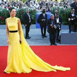 Anna Safroncik en el Festival de Cine de Venecia