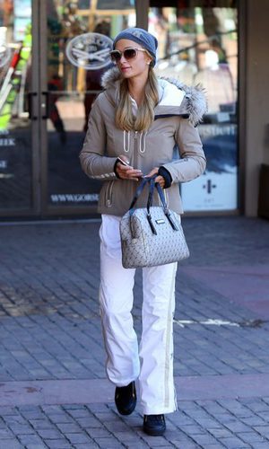 Paris Hilton se pasa al look sporty