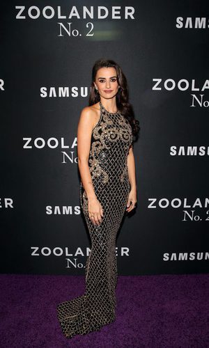 Penélope Cruz, impresionante con su Balmain de pedrería