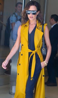 Victoria Beckham reinventa las tendencias para este verano