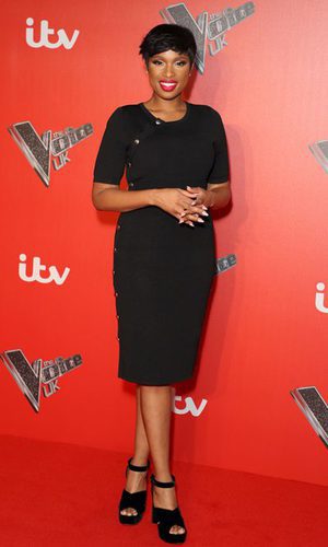 Jennifer Hudson, look total black