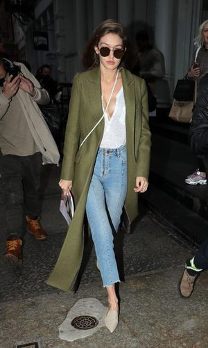 Gigi Hadid, street style informal