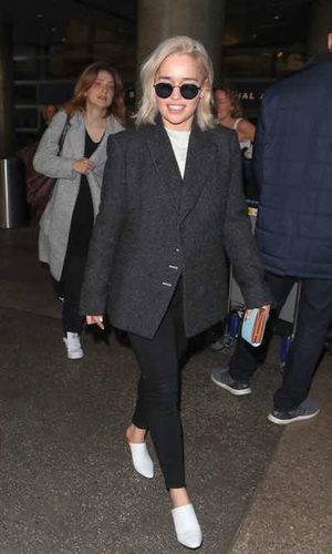 Emilia Clarke te enseña a viajar con estilo