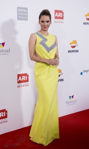 Vanesa Romero se atreve con el color amarillo