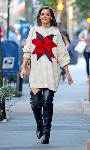 Katie Holmes y sus botas XL