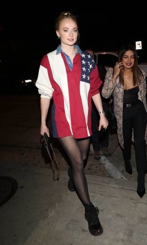 Sophie Turner muy patriota