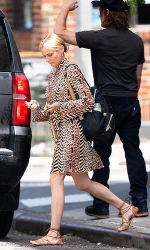 Diane Kruger mantiene el animal print para el verano