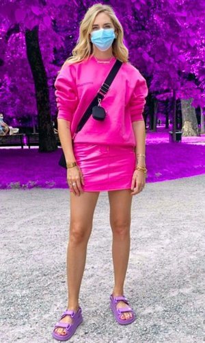 El look más primavera de Chiara Ferragni para dar los primeros paseos